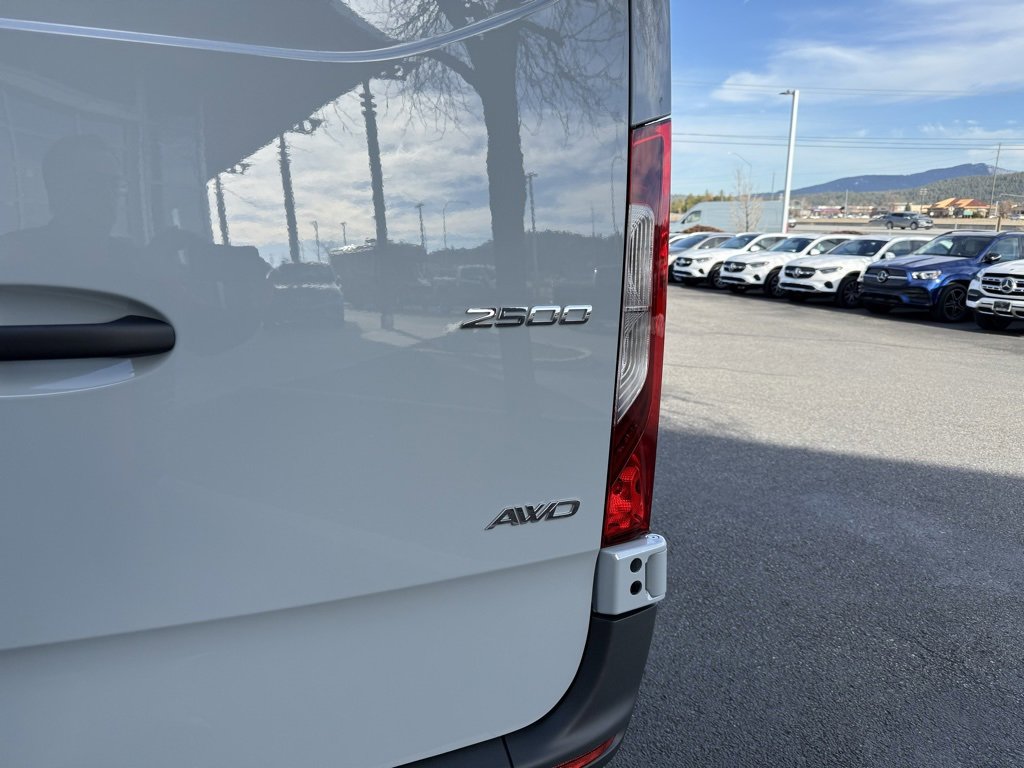 New 2025 Mercedes-Benz Sprinter 2500 image 9