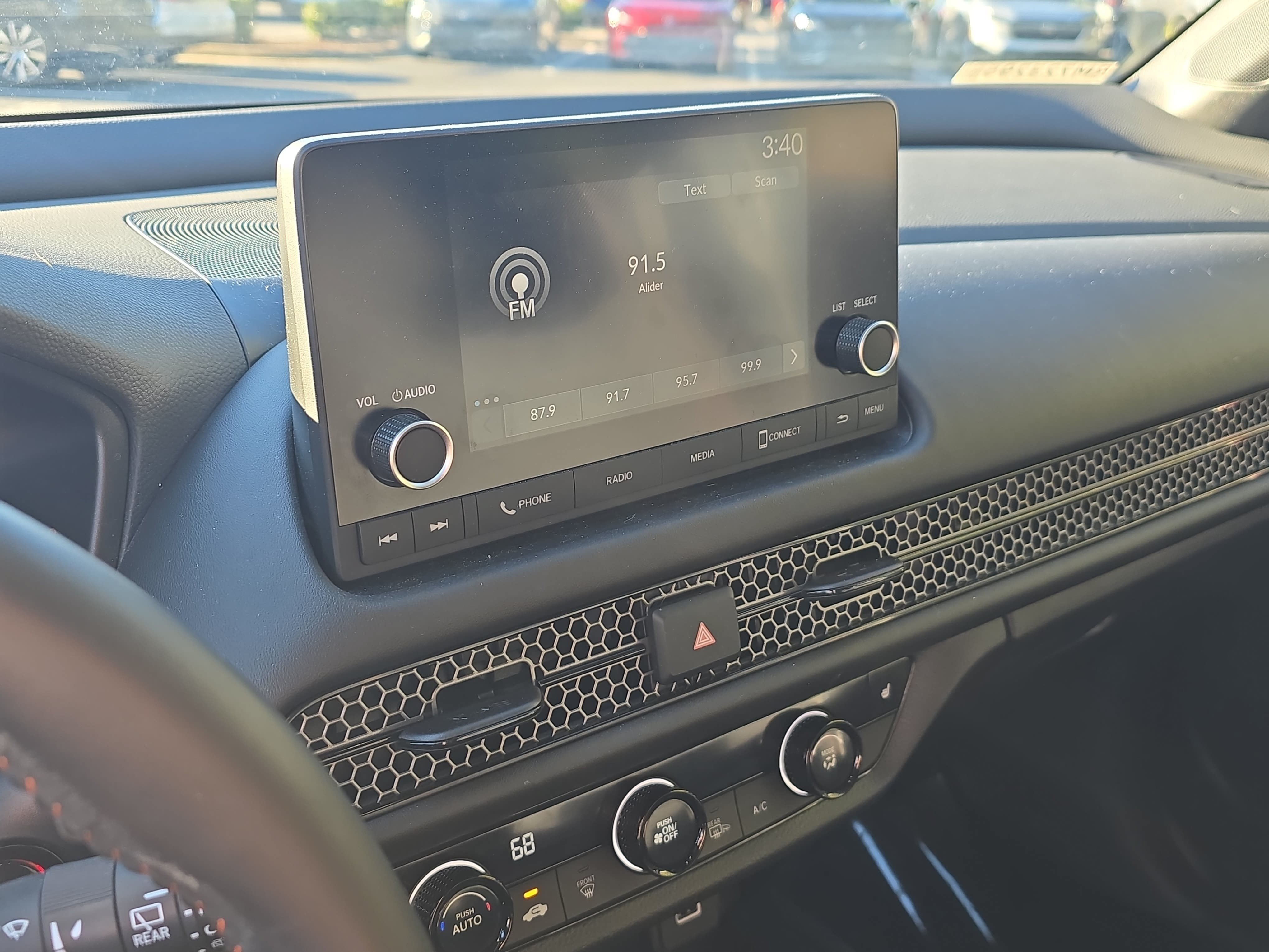 Used 2024 Honda HR-V Sport image 19