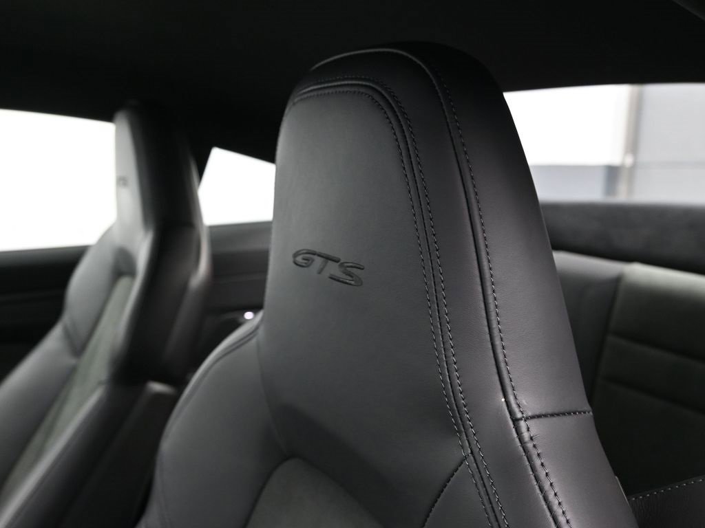 Used 2022 Porsche 911 Carrera 4 GTS image 19