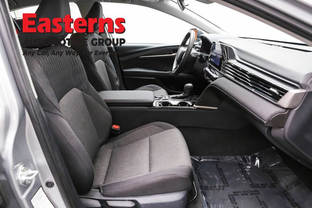 Used 2025 Toyota Camry LE FWD image 24