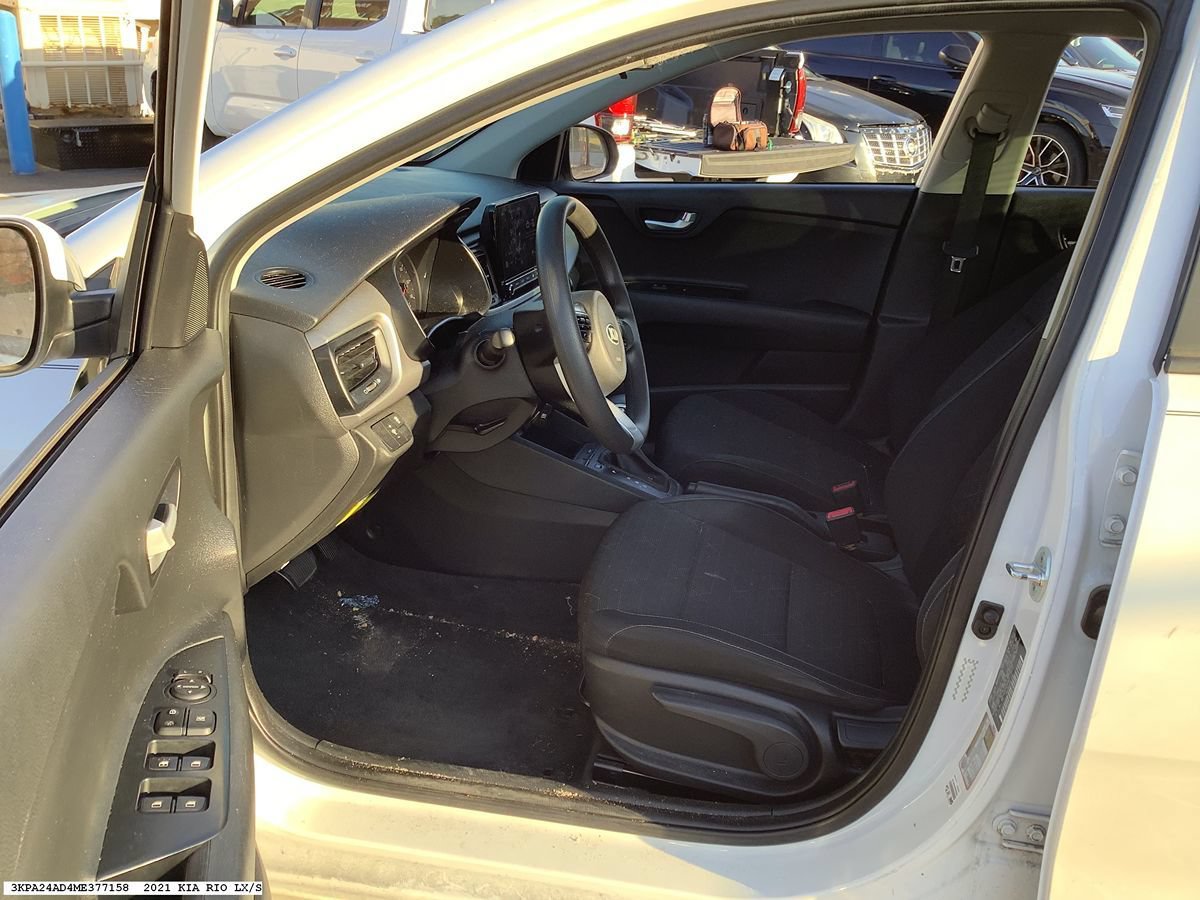 Used 2021 Kia Rio LX FWD image 5