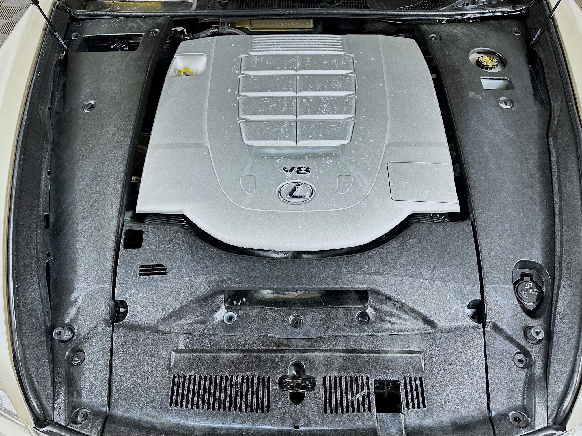 Used 2015 Lexus LS 460 AWD w/ Comfort Package image 31