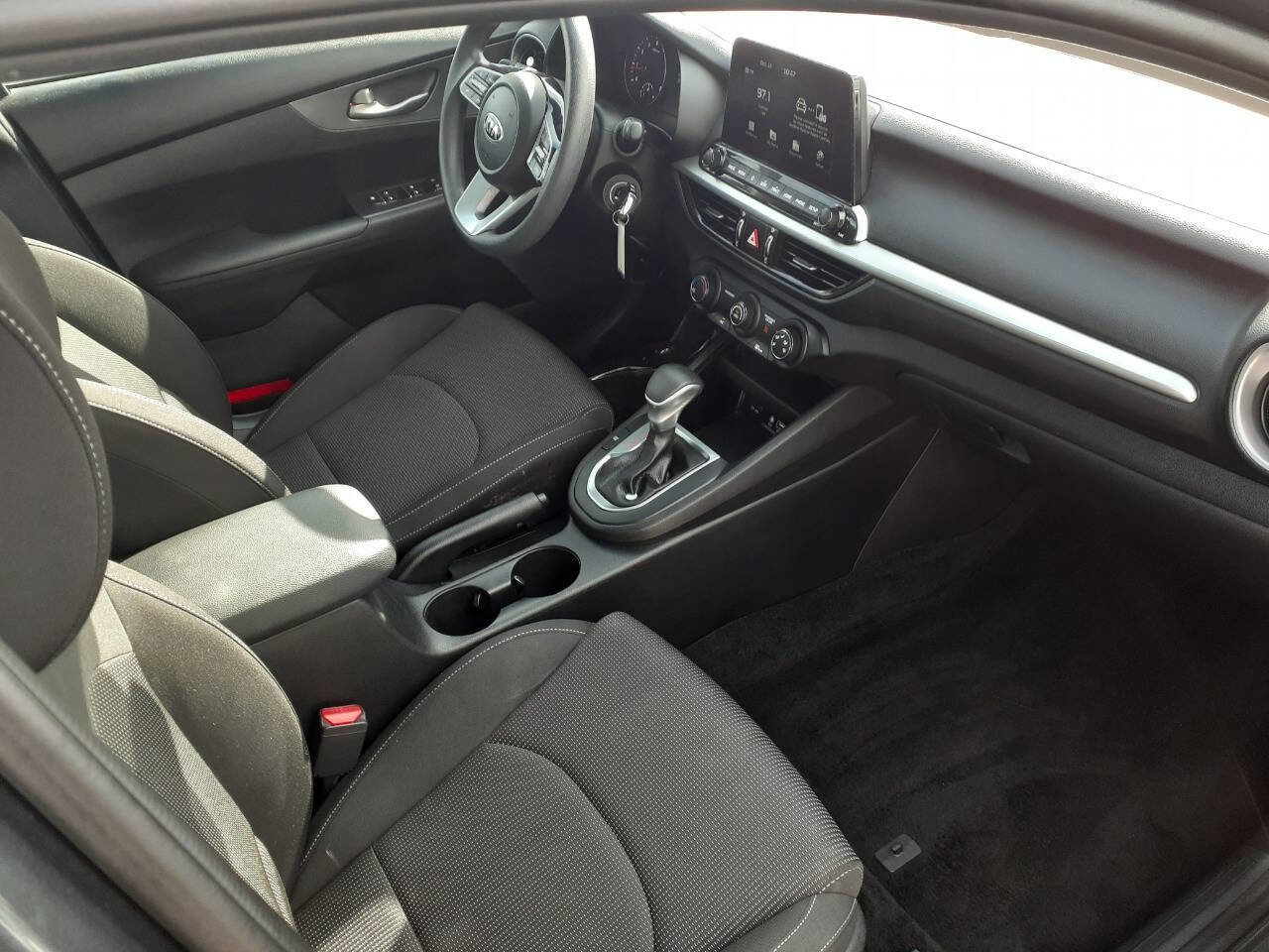 Used 2020 Kia Forte LXS image 16
