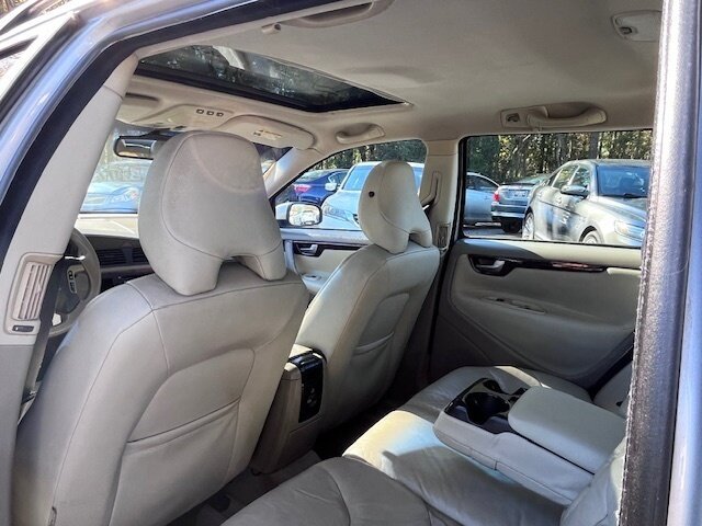 Used 2006 Volvo V70 2.5T FWD image 20