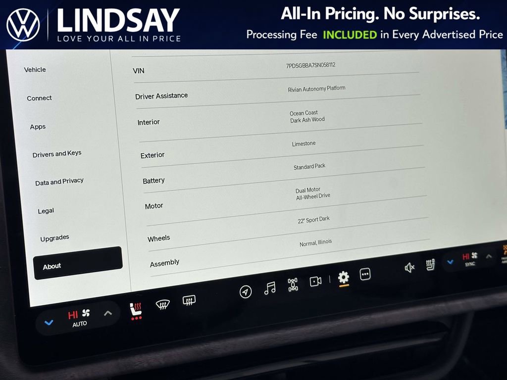 Used 2025 Rivian R1S Adventure AWD/4WD image 25