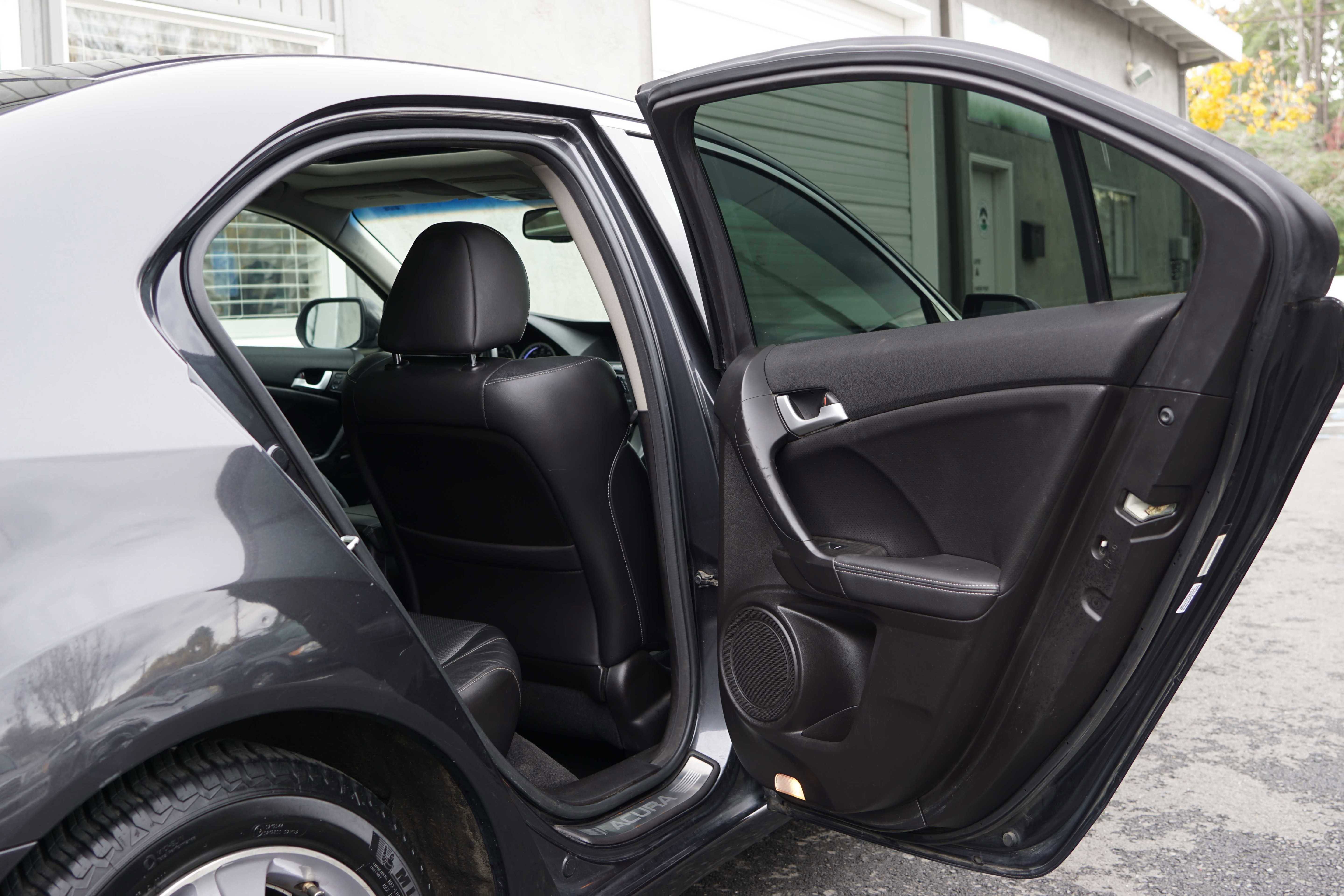 Used 2011 Acura TSX Sedan image 30