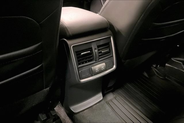 Used 2023 Subaru Forester Limited AWD/4WD image 34