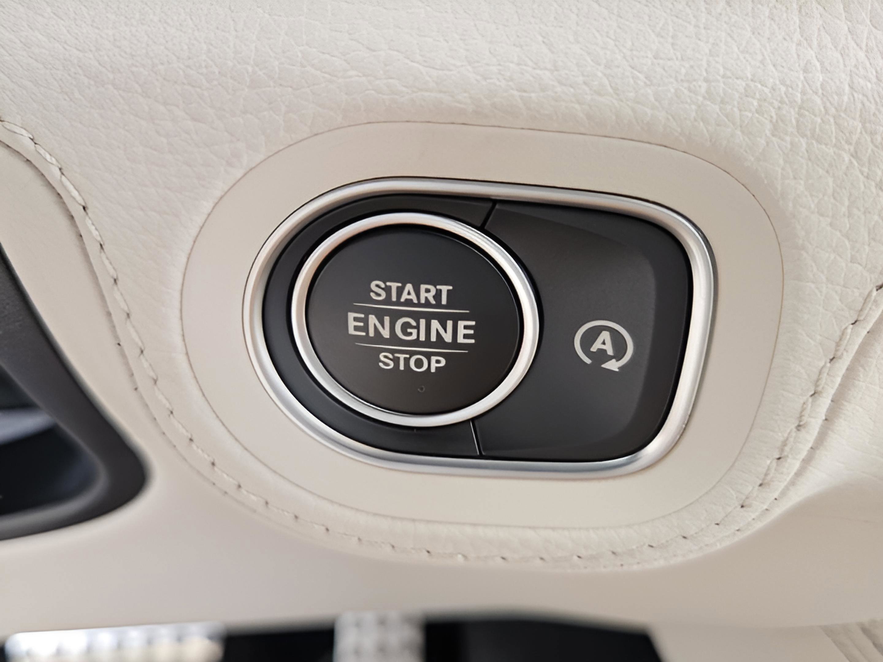 New 2026 Mercedes-Benz GLS 450 4MATIC image 24