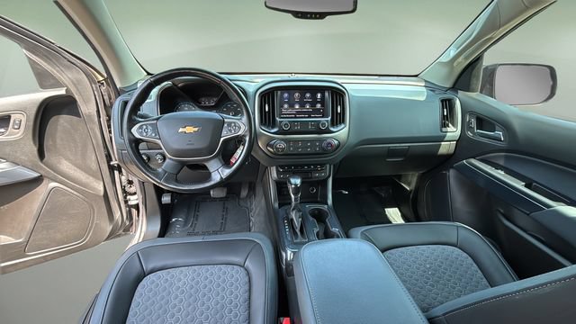Used 2022 Chevrolet Colorado Z71 AWD/4WD image 17