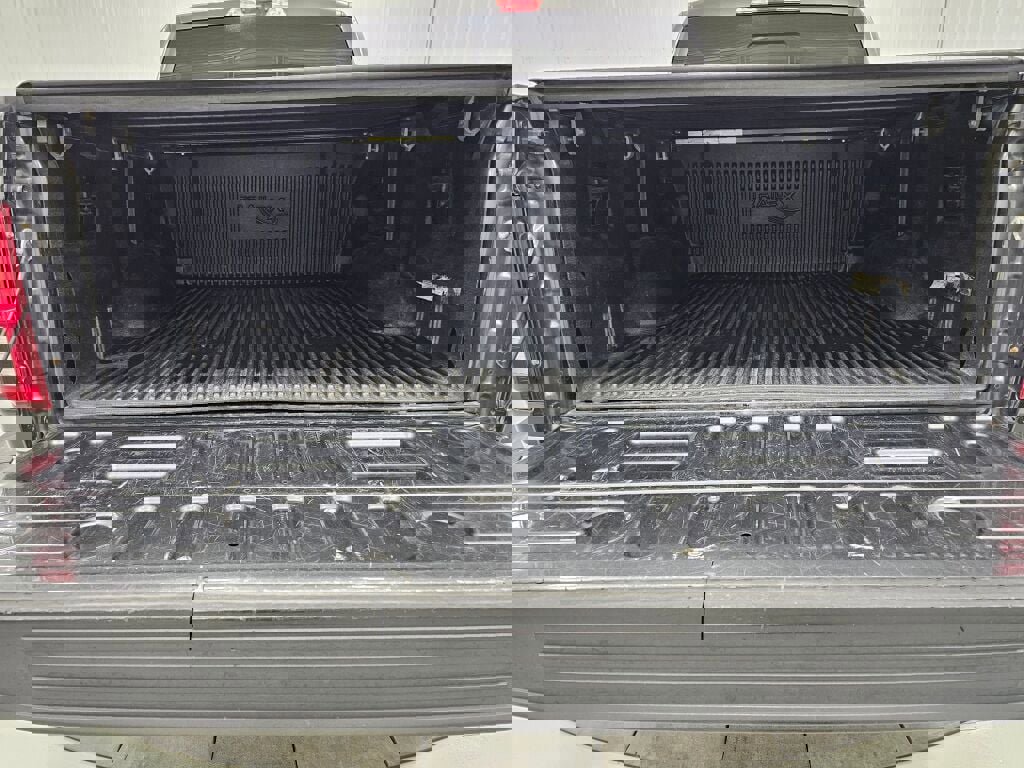 Used 2018 Ford F150 Lariat image 17