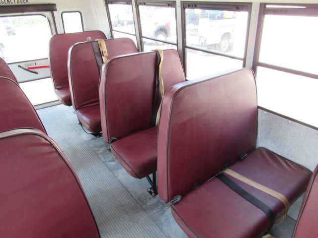 Used 2007 Chevrolet Express 3500 w/ School Bus Package RWD image 18