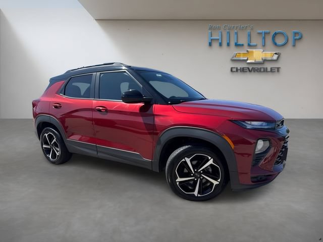 Used 2022 Chevrolet TrailBlazer RS w/ Sun and Liftgate Package AWD/4WD image 2