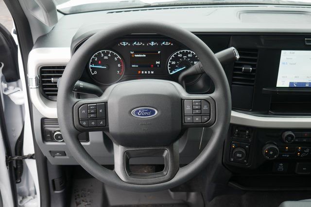 New 2026 Ford F250 XLT w/ FX4 Off-Road Package AWD/4WD image 14