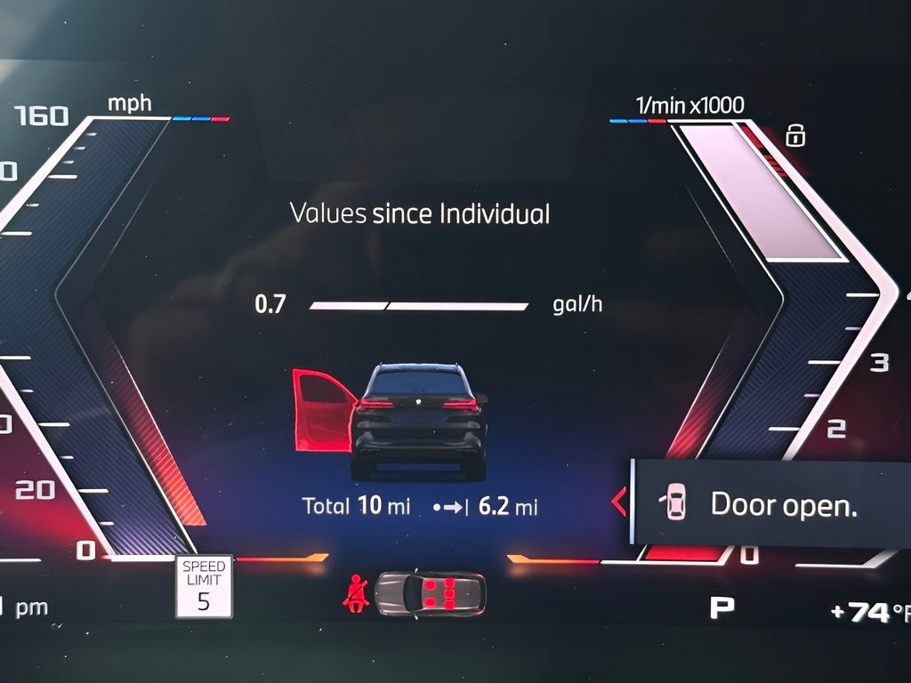 New 2026 BMW X5 M60i w/ Climate Comfort Package AWD/4WD image 14