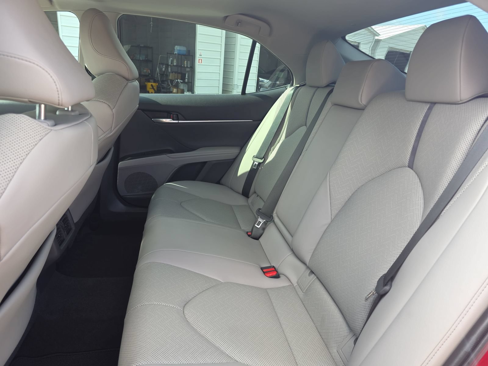 Used 2021 Toyota Camry XLE w/ Navigation Upgrade Package FWD image 11