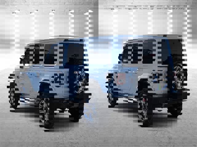 Used 2022 Jeep Wrangler Unlimited Sahara w/ Cold Weather Group image 6