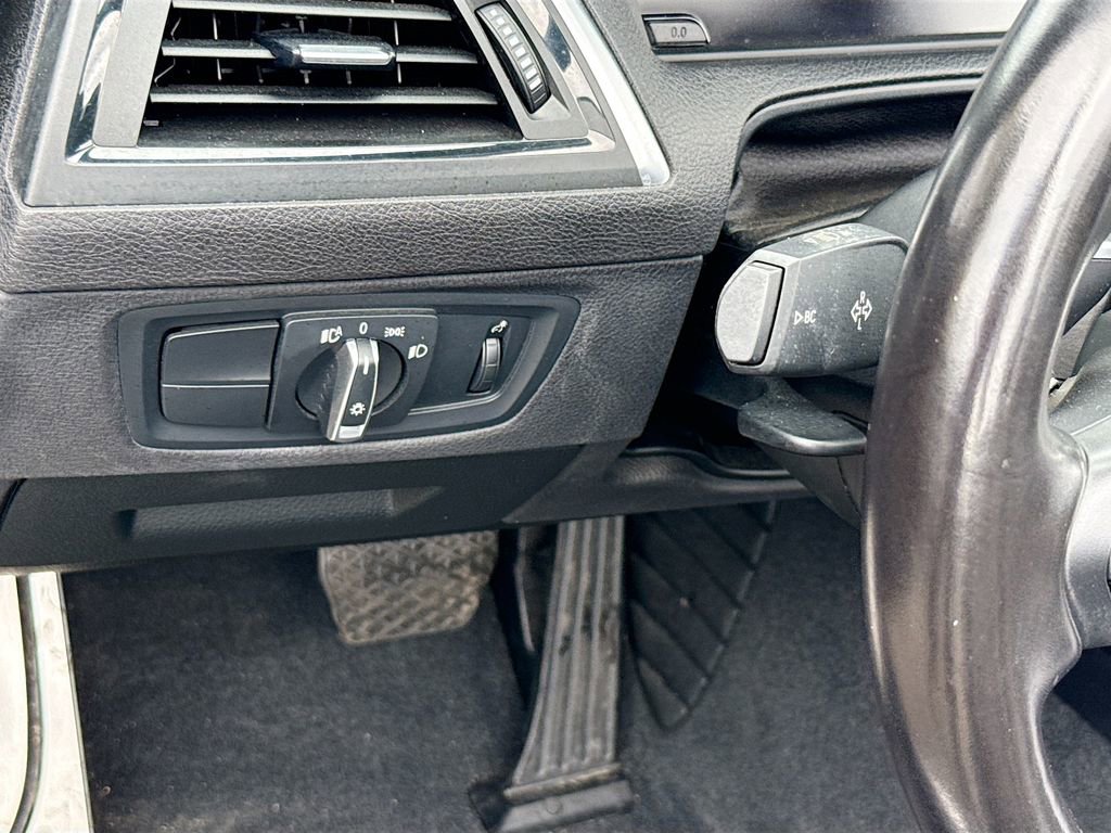 Used 2018 BMW M240i Convertible image 11