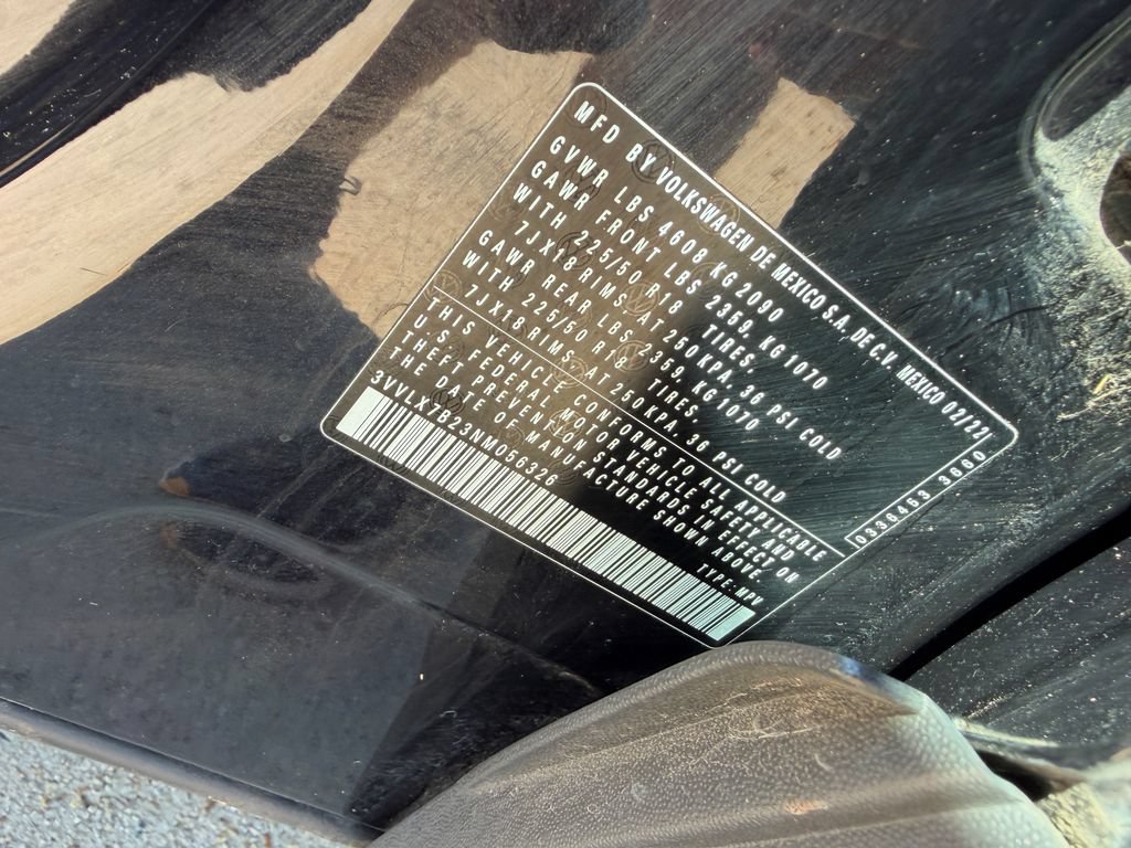 Certified 2022 Volkswagen Taos SE FWD image 30