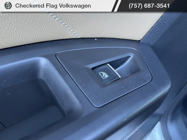 Used 2023 Volkswagen Atlas Cross Sport SEL R-Line image 27