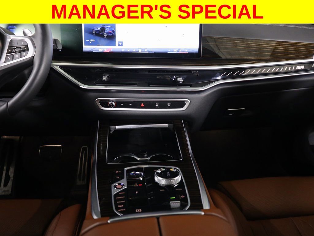 Used 2026 BMW X7 M60i image 46