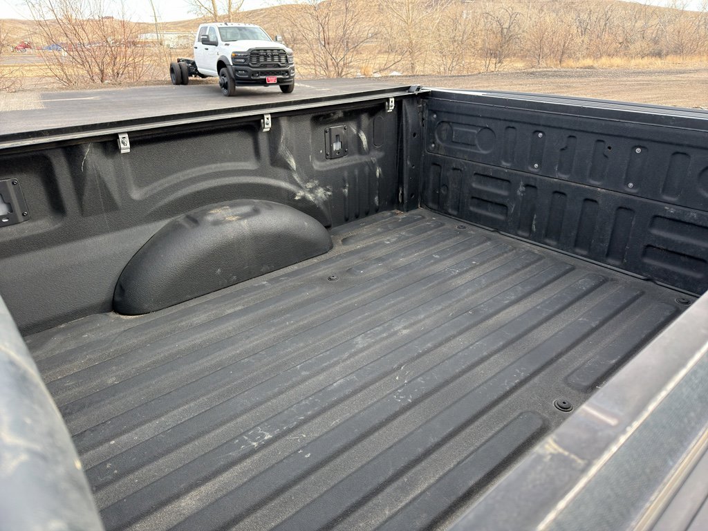 Used 2020 Ford F150 Lariat image 9