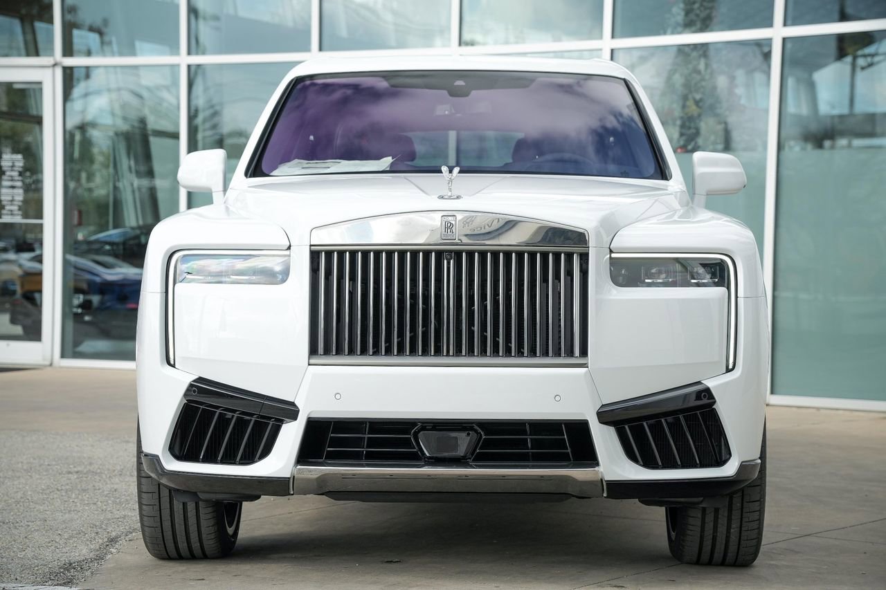 New 2026 Rolls-Royce Cullinan AWD/4WD image 6
