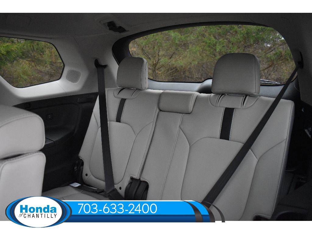 New 2026 Honda Pilot Touring image 32
