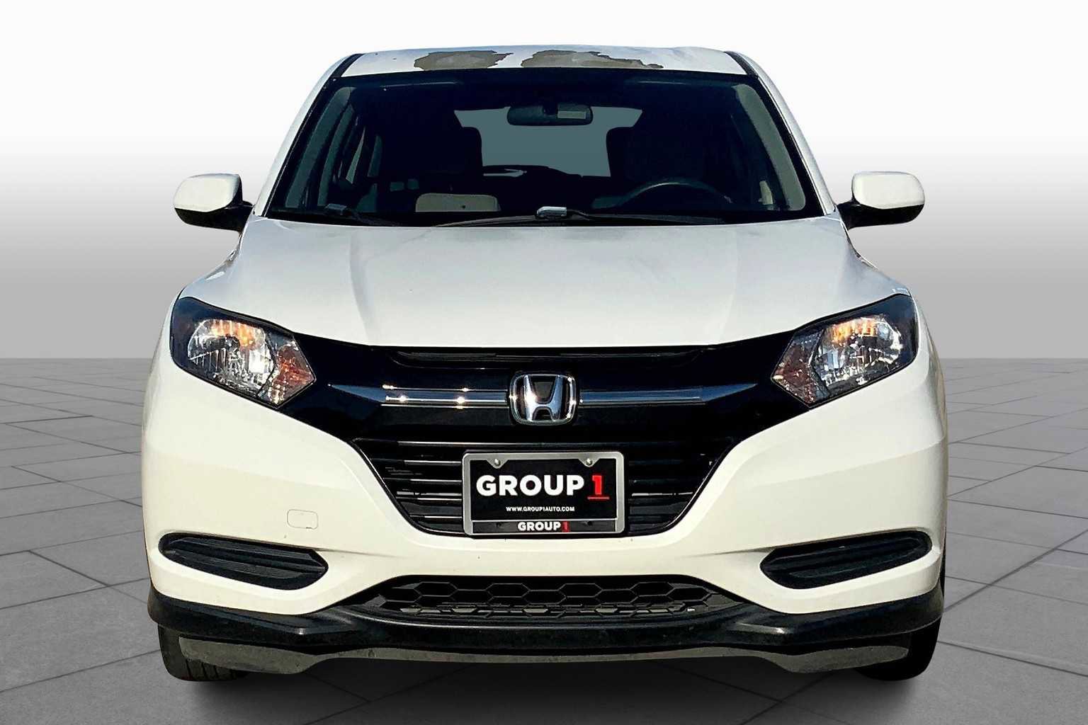 Used 2018 Honda HR-V LX image 3