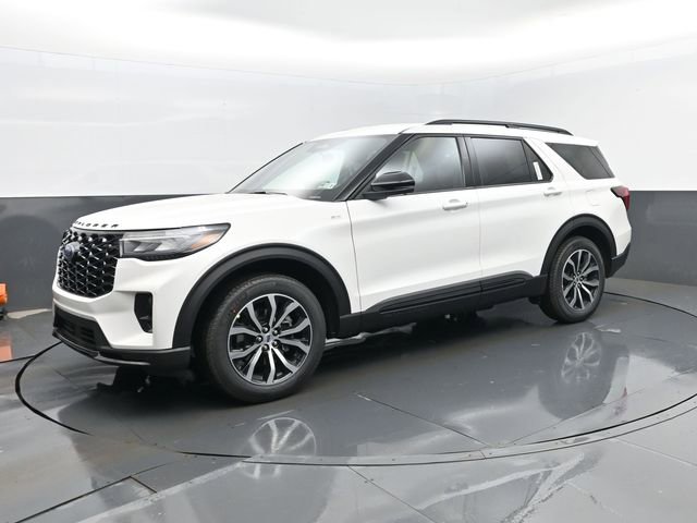 New 2026 Ford Explorer ST-Line image 2