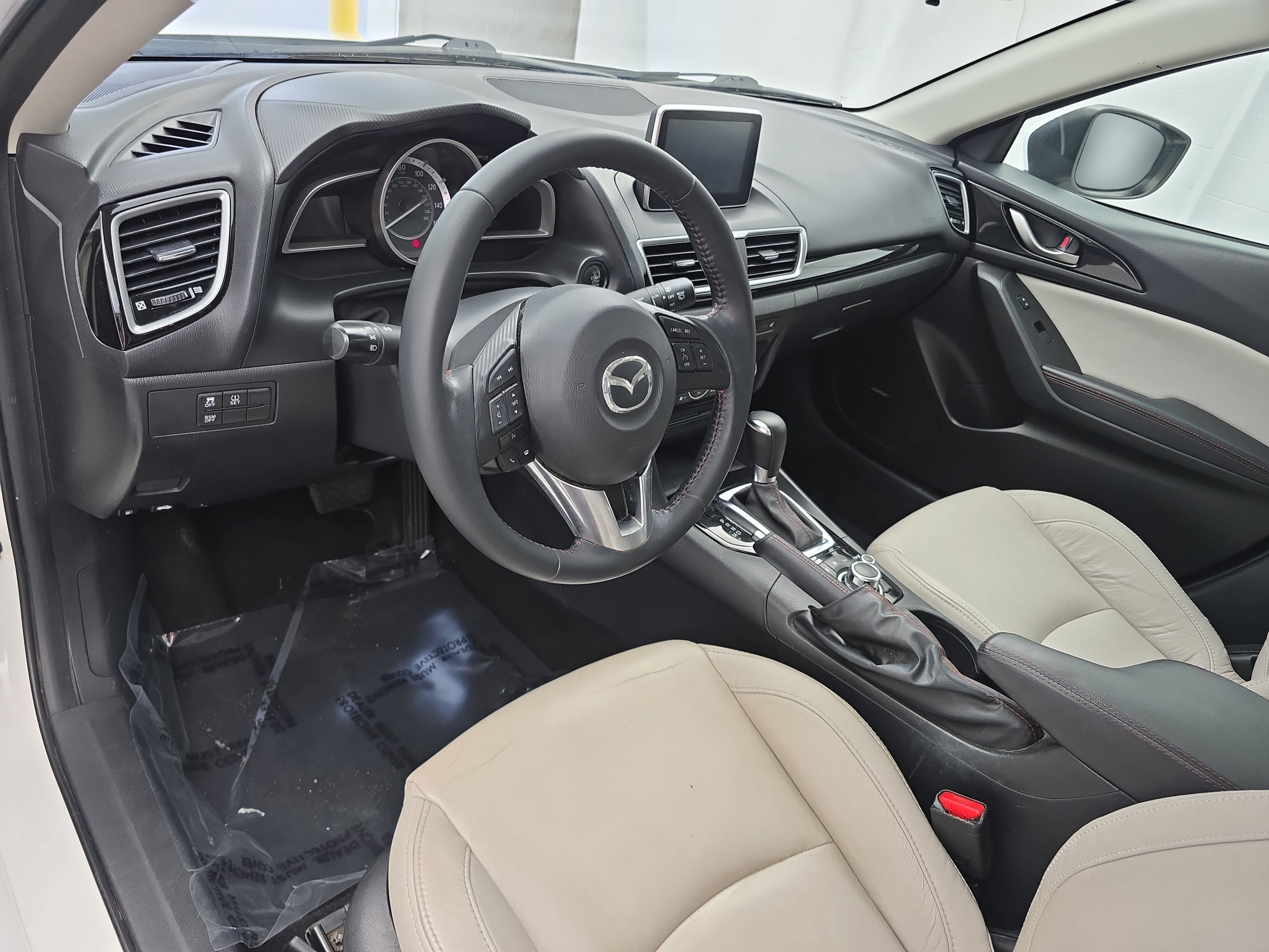 Used 2014 MAZDA MAZDA3 i Grand Touring FWD image 15