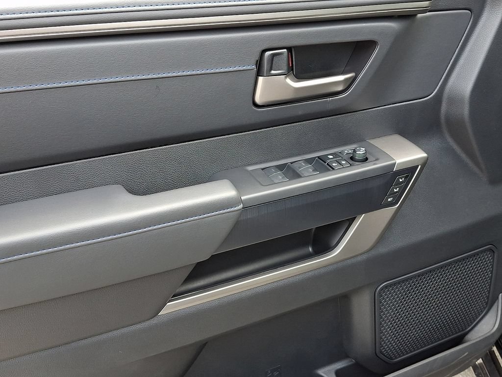New 2026 Toyota Tundra Platinum AWD/4WD image 7