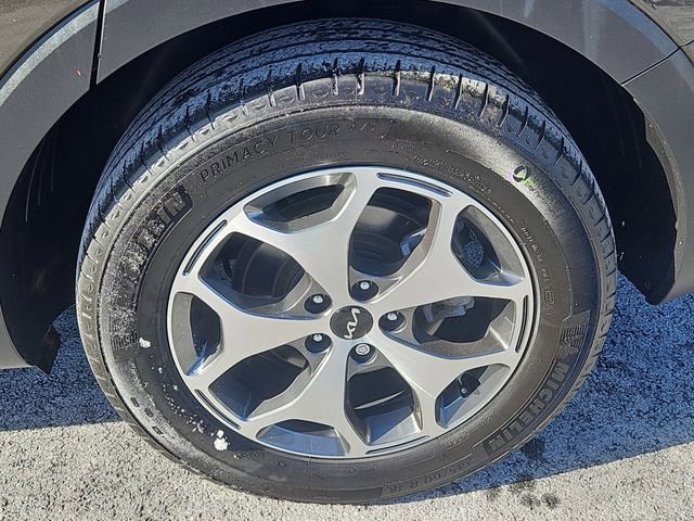 Certified 2022 Kia Telluride EX image 8