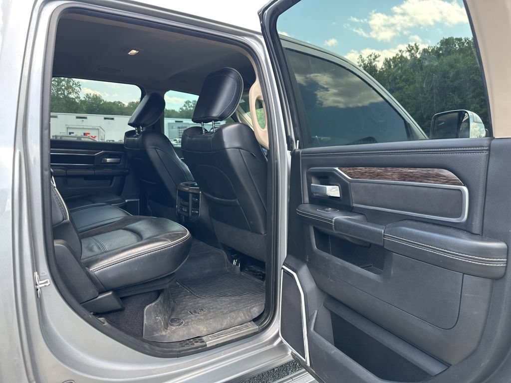 Used 2021 RAM 3500 Laramie AWD/4WD image 40