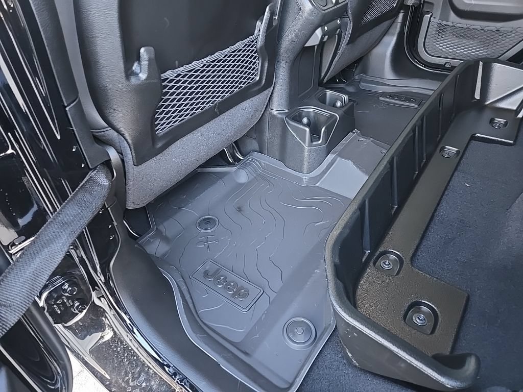 New 2026 Jeep Gladiator Mojave AWD/4WD image 96