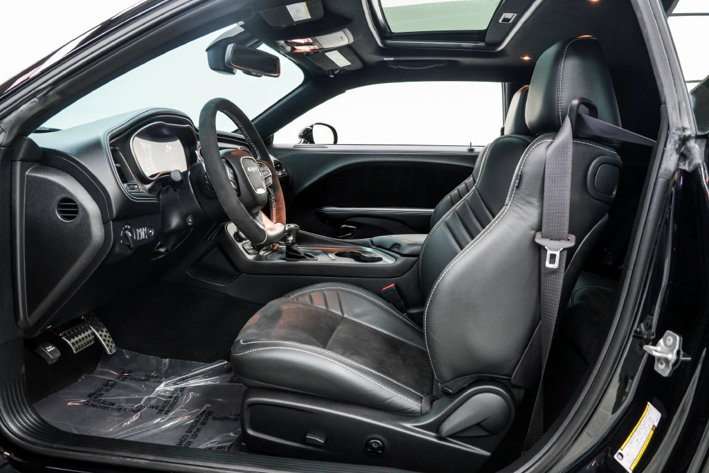 Used 2021 Dodge Challenger SRT Super Stock RWD image 17