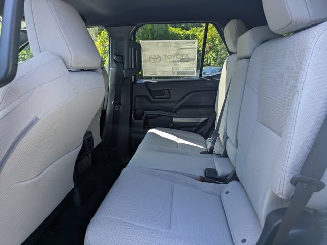 New 2026 Toyota 4Runner SR5 AWD/4WD image 13