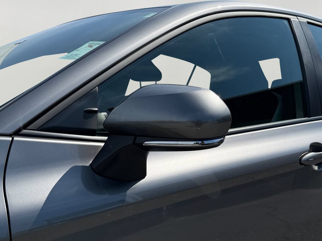 Used 2026 Toyota Camry SE w/ Convenience Package FWD image 28