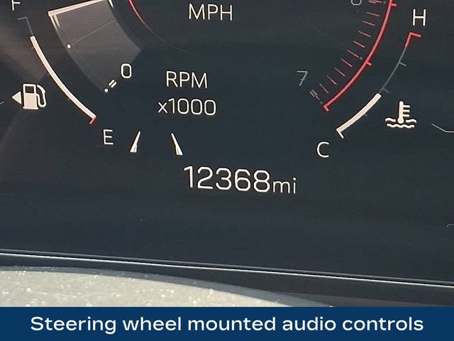 Used 2025 GMC Terrain Elevation AWD/4WD image 6