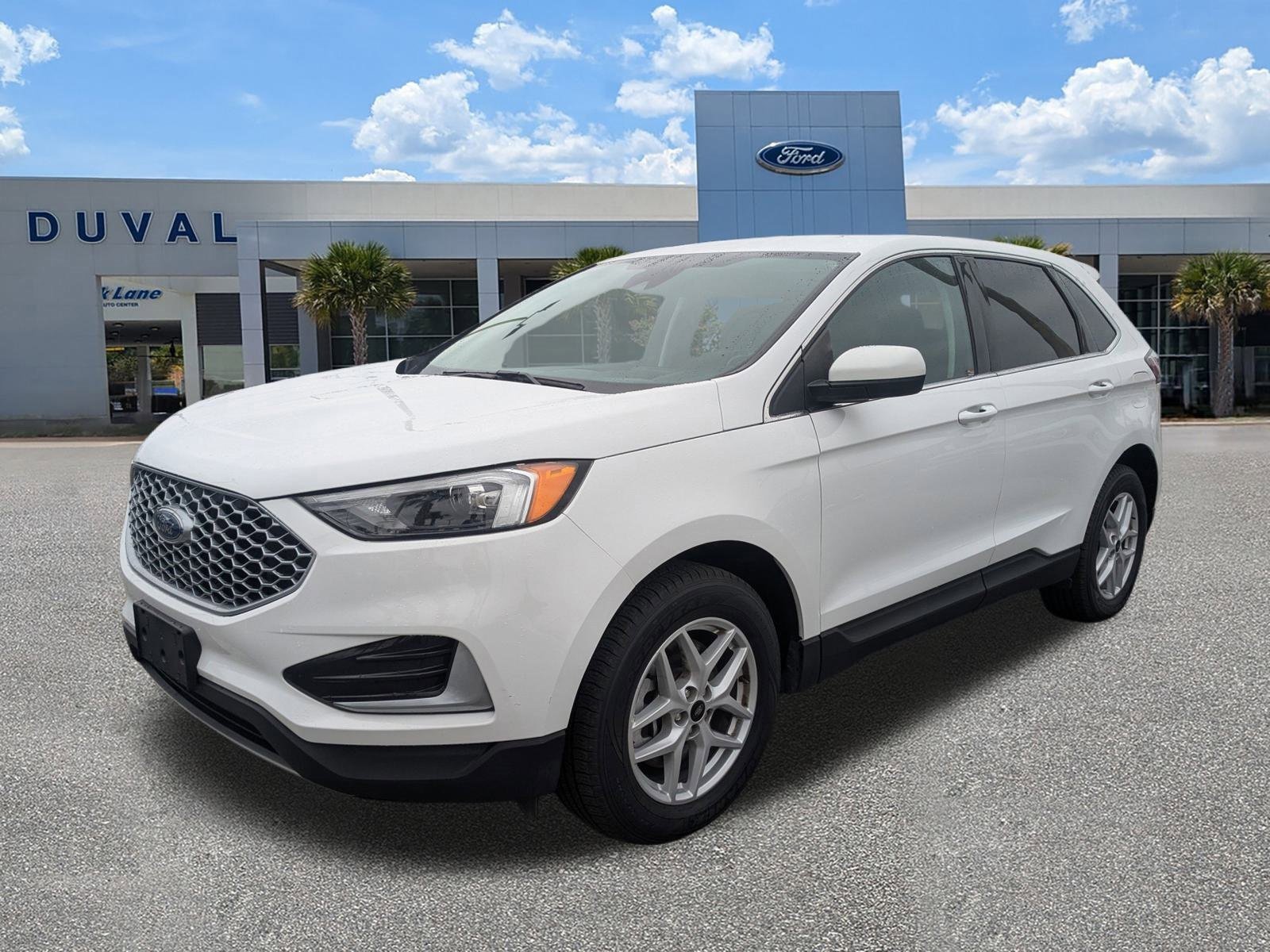 Used 2023 Ford Edge SEL image 8