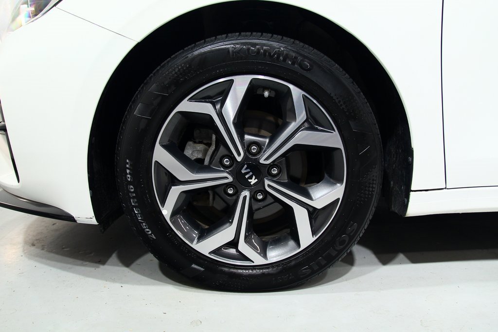 Used 2020 Kia Forte LXS image 16