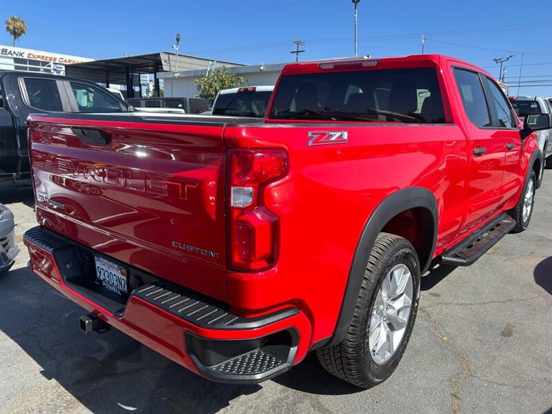 Used 2020 Chevrolet Silverado 1500 Custom w/ Custom Value Package AWD/4WD image 7