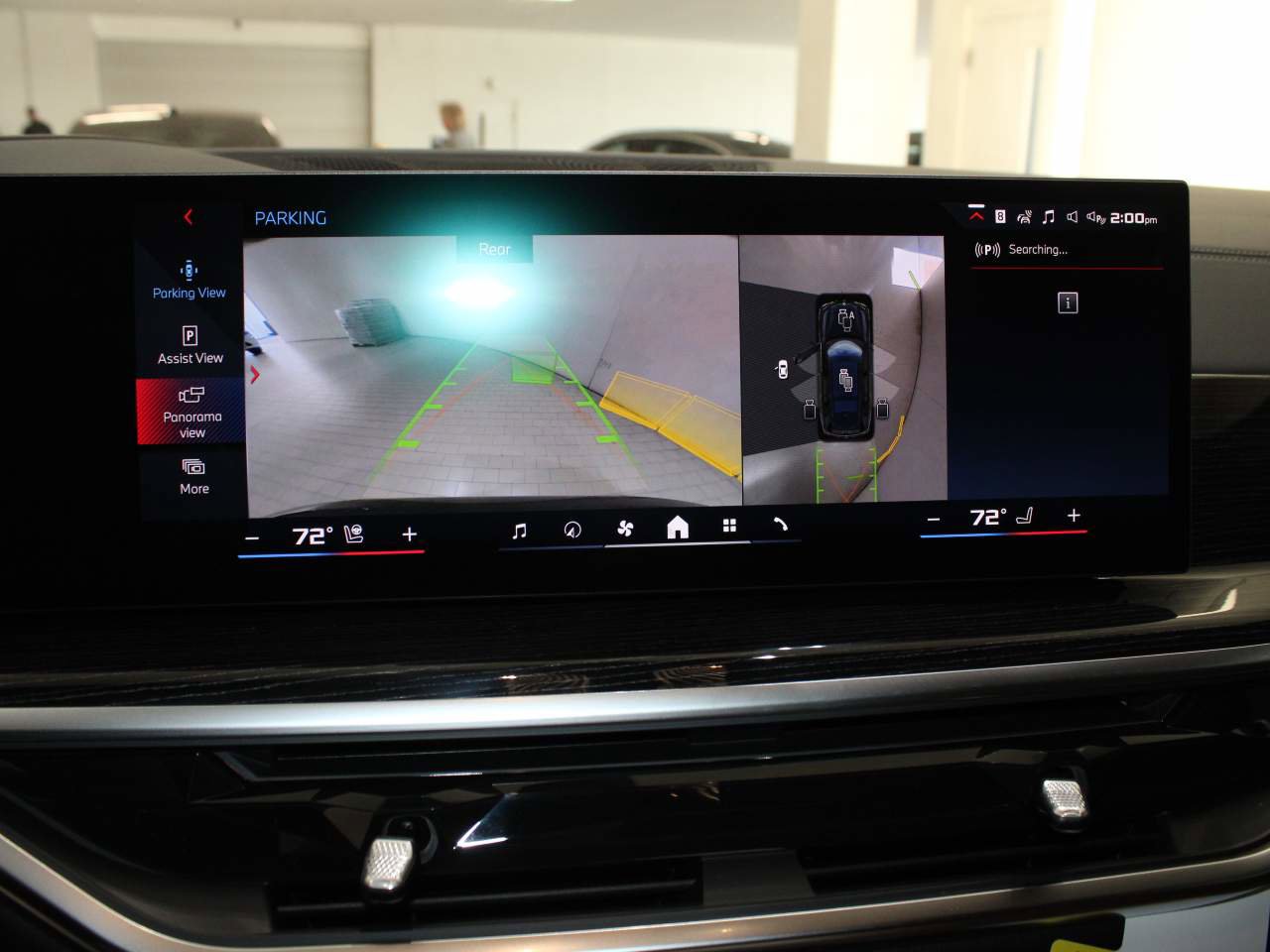 New 2026 BMW X7 M60i image 21