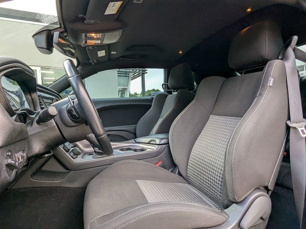 Used 2021 Dodge Challenger R/T w/ Blacktop Package image 15