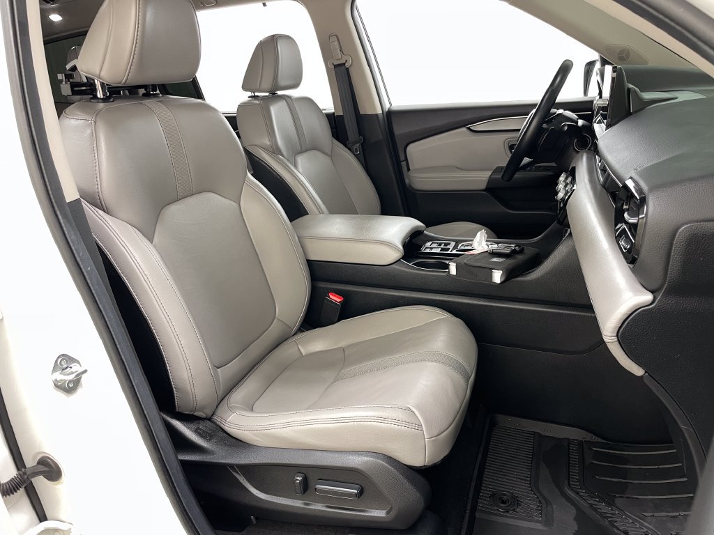 Used 2025 Honda Pilot EX-L image 39