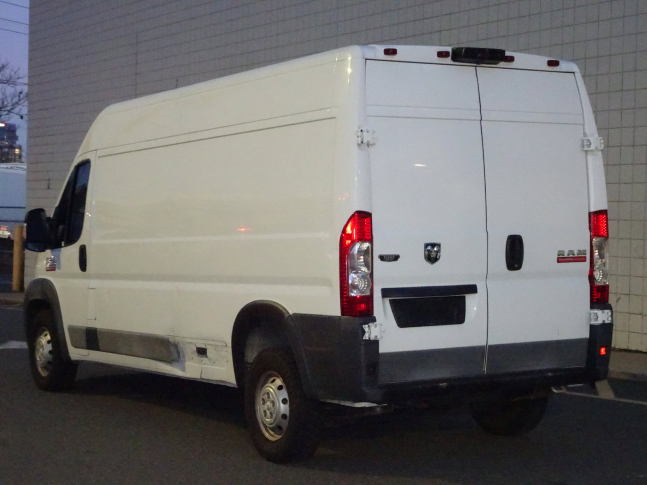 Used 2016 RAM ProMaster 2500 image 5