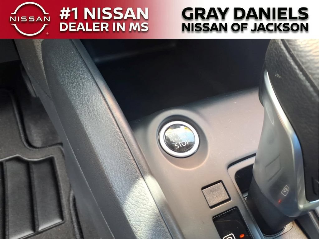 Certified 2025 Nissan Kicks Play S FWD image 16