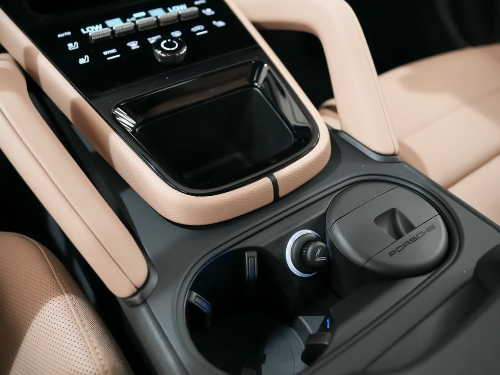 New 2026 Porsche Cayenne AWD/4WD image 32