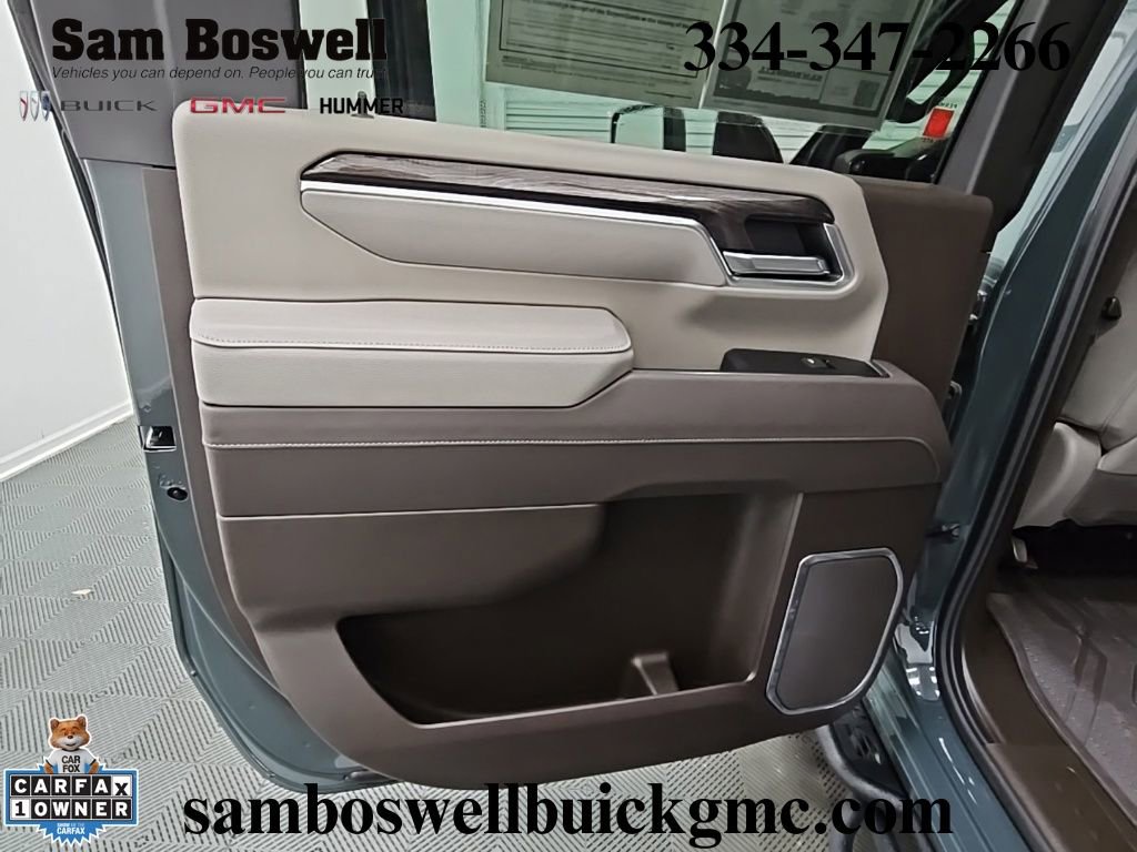 Used 2025 Chevrolet Silverado 2500 LTZ w/ LTZ Convenience Package image 33