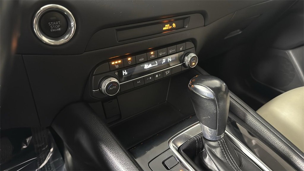 Used 2019 MAZDA CX-5 Touring image 21