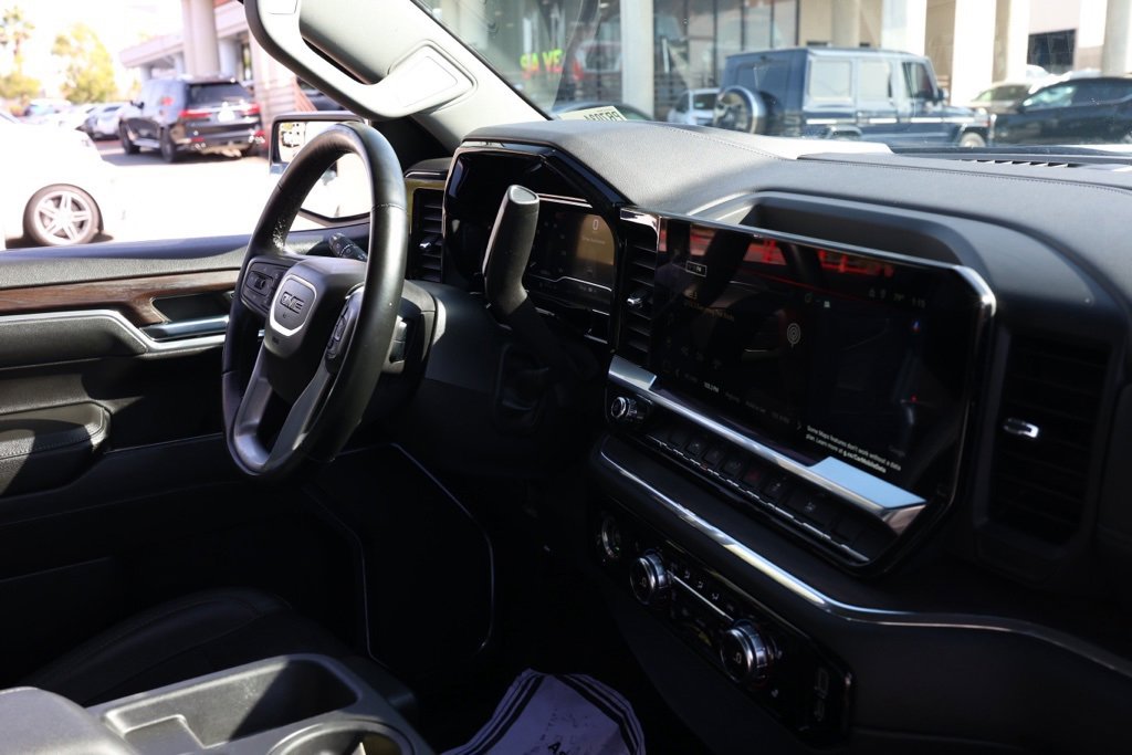 Used 2024 GMC Sierra 1500 SLT image 20